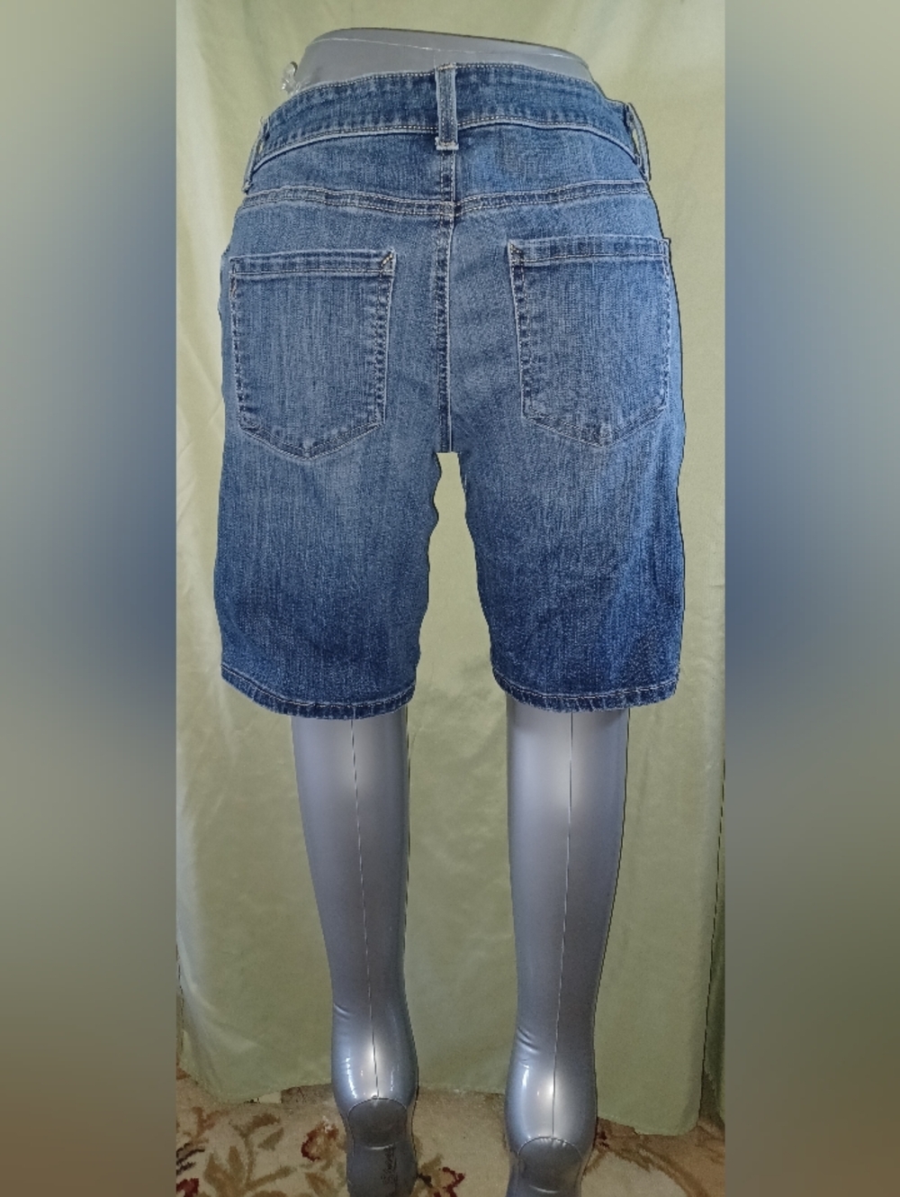 Maurices Mid Rise Bermuda Length Blue Denim Jean Shorts - Picture 4 of 6